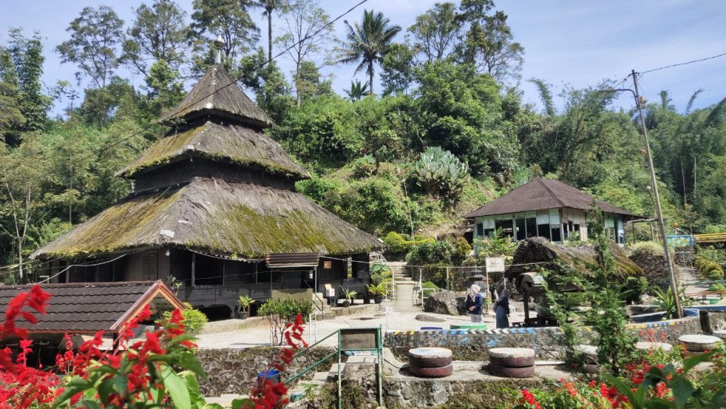 Masjid Tuo Kayu Jao